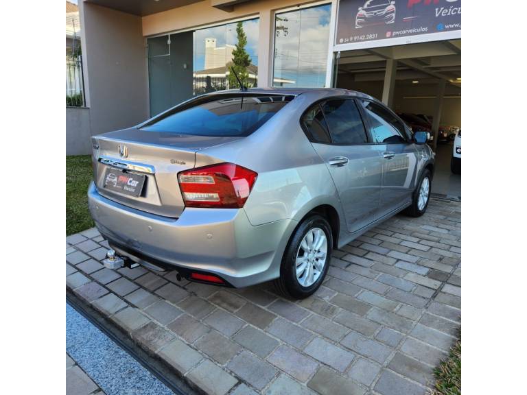 HONDA - CITY - 2012/2013 - Cinza - R$ 55.900,00