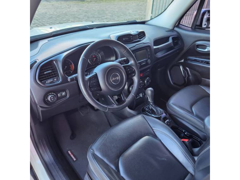 JEEP - RENEGADE - 2018/2018 - Branca - R$ 78.900,00