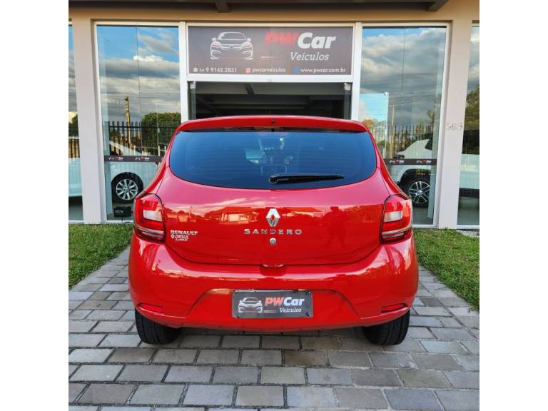 RENAULT - SANDERO - 2017/2017 - Vermelha - R$ 40.900,00