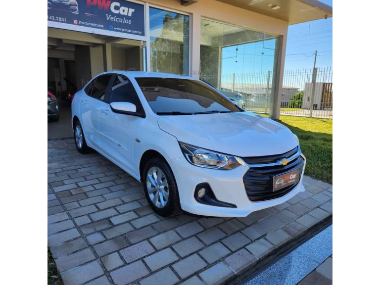 CHEVROLET - ONIX - 2020/2020 - Branca - R$ 74.900,00