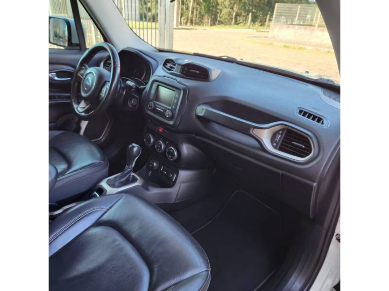 JEEP - RENEGADE - 2017/2018 - Branca - R$ 91.900,00