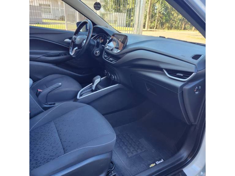 CHEVROLET - ONIX - 2020/2020 - Branca - R$ 74.900,00