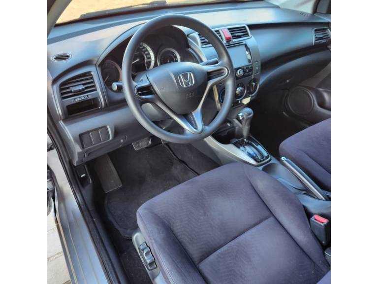 HONDA - CITY - 2012/2013 - Cinza - R$ 55.900,00