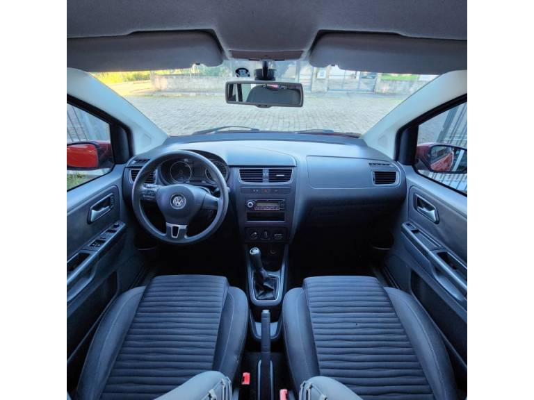 VOLKSWAGEN - CROSSFOX - 2010/2010 - Vermelha - R$ 41.900,00
